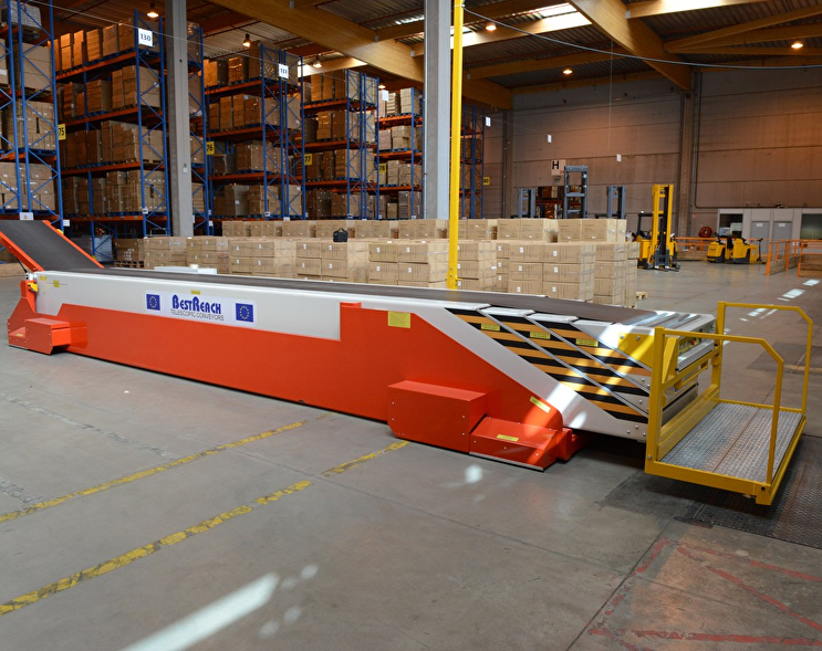 BestReach & MaxxReach Telescopic Conveyors